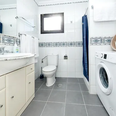 Penthouse Ocean View بويرتو ذيل كارمين
